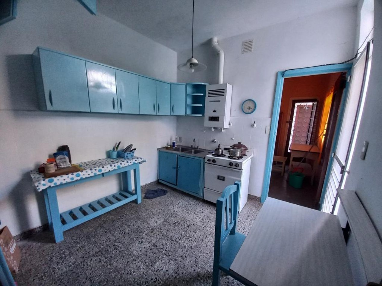 PH 4 ambientes con jardin y cochera. Zona residencial