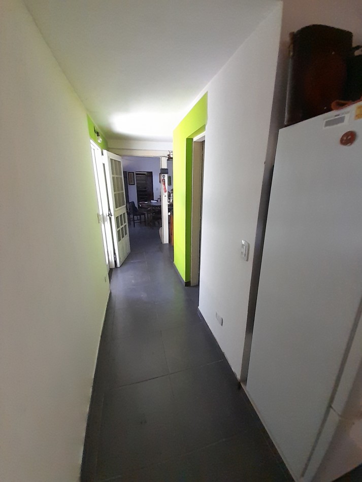 VENTA EN BLOCK. 4 UNIDADES DE 1, 2 Y 3 AMB. COCHERA, PATIO/JARDIN Y TERRAZA.
