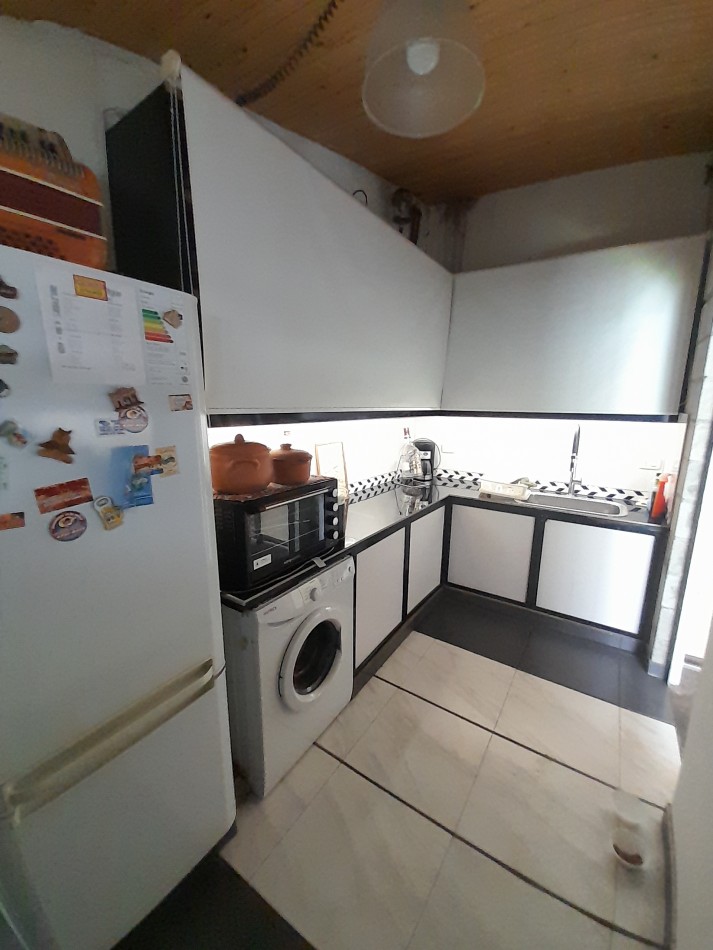 VENTA EN BLOCK. 4 UNIDADES DE 1, 2 Y 3 AMB. COCHERA, PATIO/JARDIN Y TERRAZA.