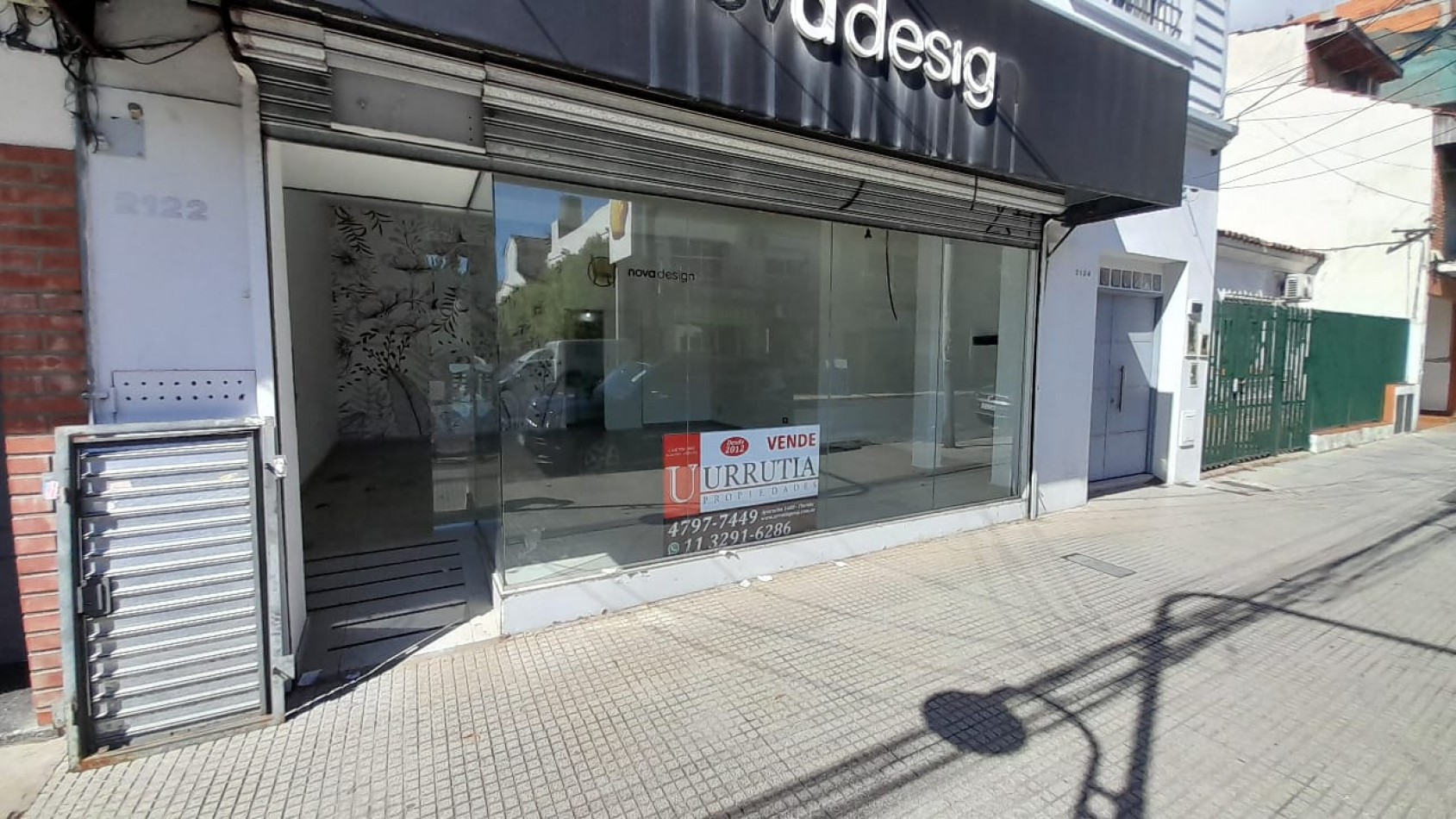 EXCELENTE LOCAL SOBRE CALLE IMPORTANTE EN CENTRO COMERCIAL!!!!!