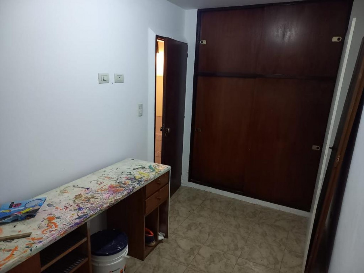 PH AL FRENTE EN PB TIPO CASA!!! 4 AMB 2 BAÑOS PATIO/COCHERA. CERCA DE AVENIDA