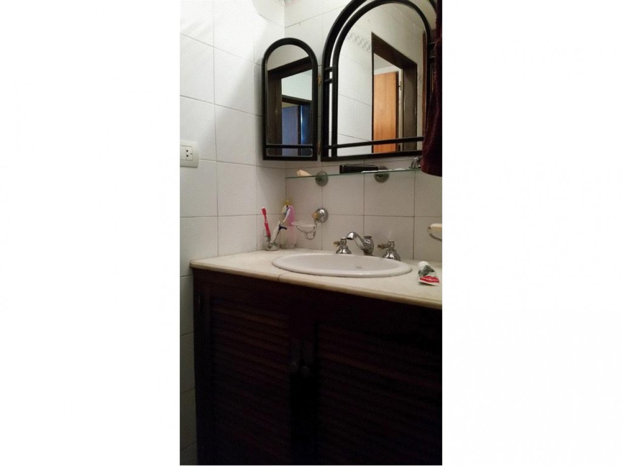 PH AL FRENTE EN PB TIPO CASA!!! 4 AMB 2 BAÑOS PATIO/COCHERA. CERCA DE AVENIDA