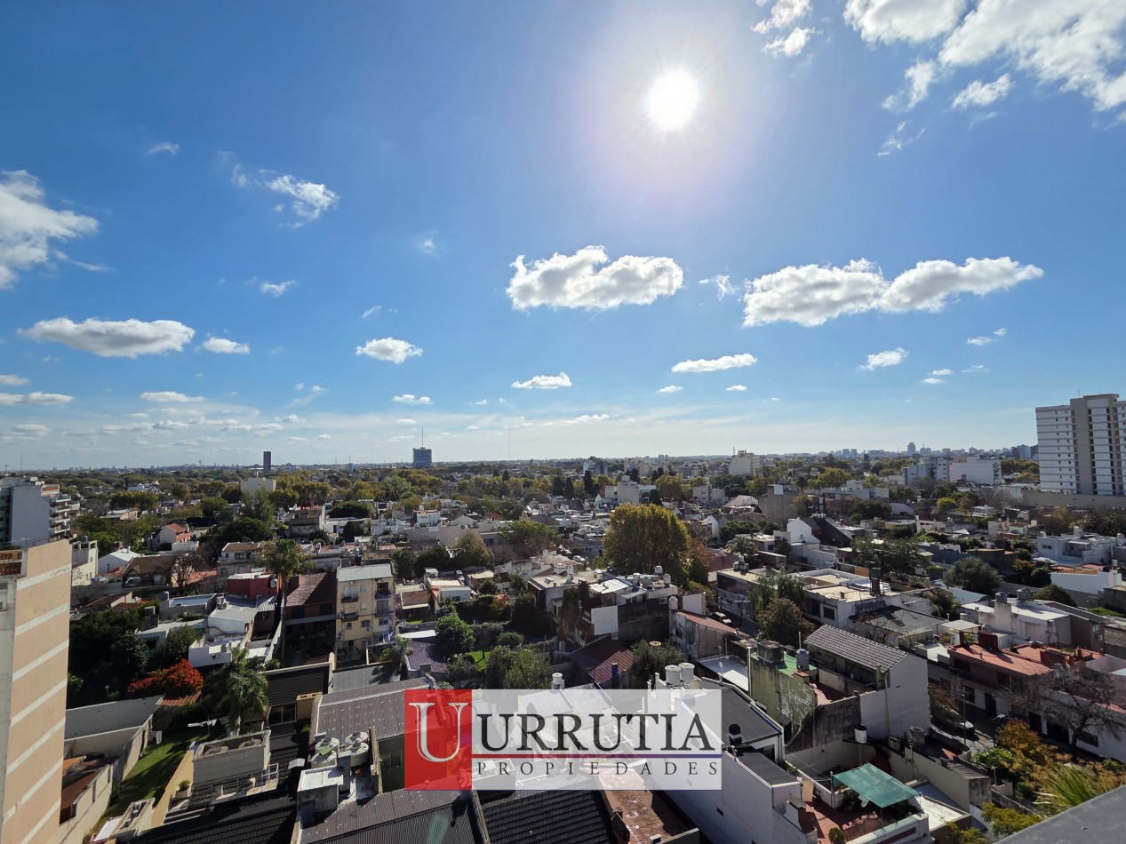 Departamento monoambiente con cochera y baulera en Villa Pueyrredon