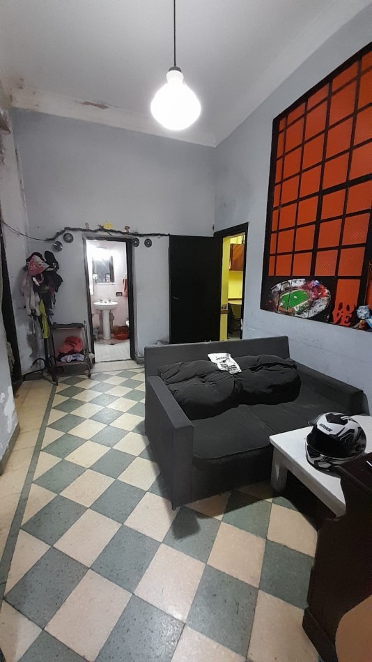 PH MULTIFAMILIAR EN 2 PLANTAS + LOCAL/OFICINA. OPORTUNIDAD.