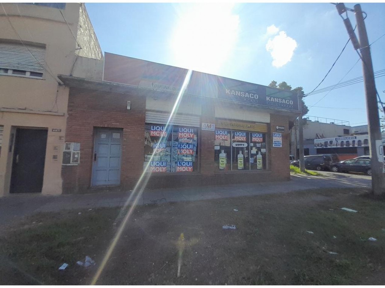 VENTA EN BLOCK! 2 LOCALES Y DEPTO! IDEAL INVERSOR