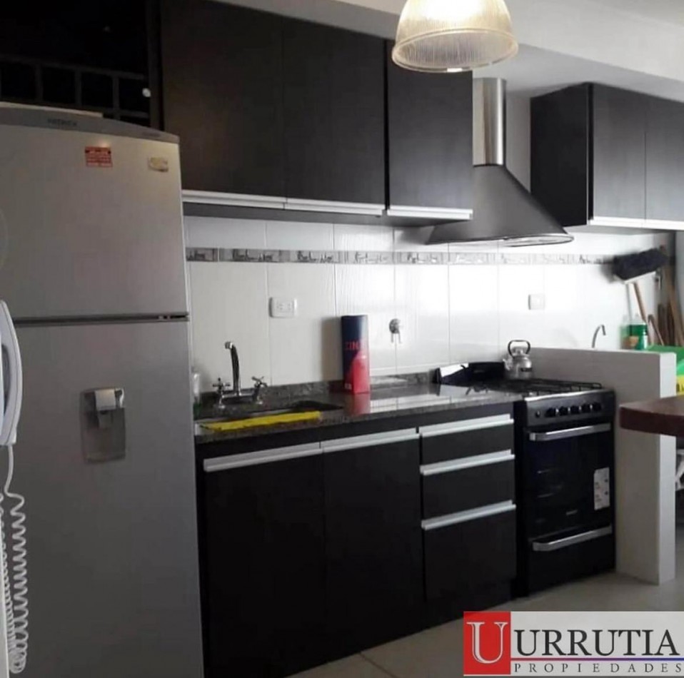 DUPLEX 3 AMB + ESCRITORIO. IMPECABLE ESTADO.