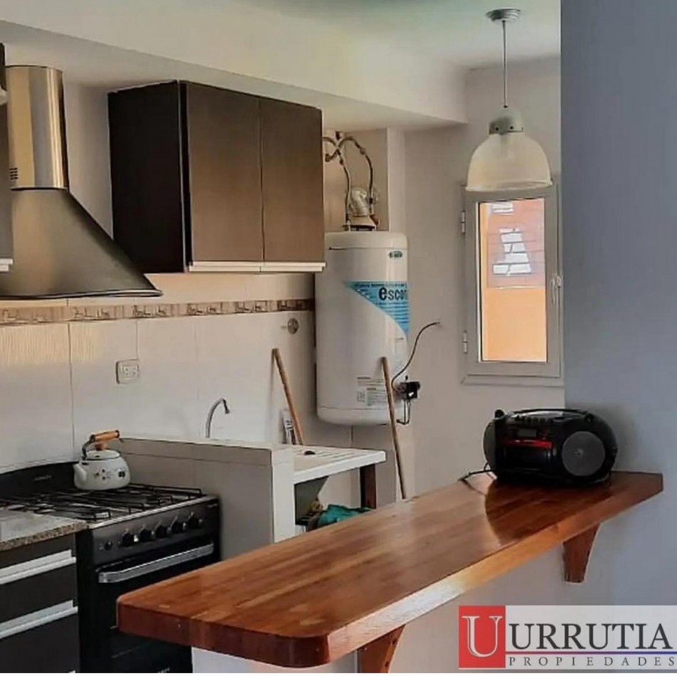 DUPLEX 3 AMB + ESCRITORIO. IMPECABLE ESTADO.