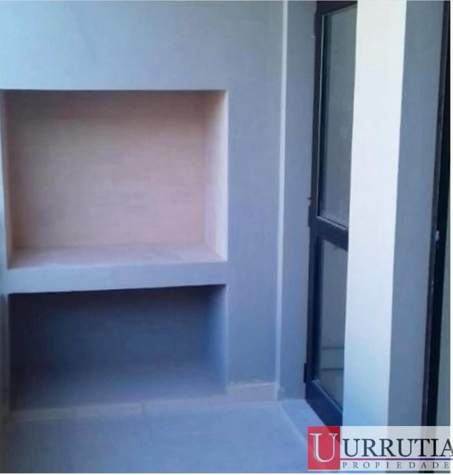 DEPARTAMENTO DE 2 AMB AL CONTRAFRENTE C/BALCON Y PARRILLA.