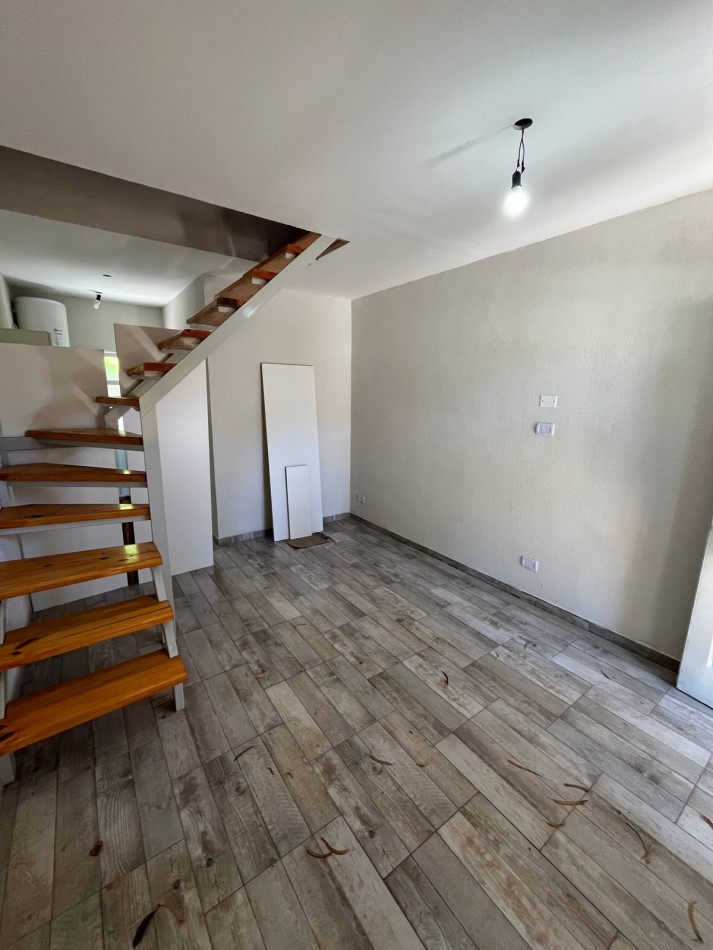 DUPLEX A ESTRENAR 3 AMB C/PATIO + PARRILLA + ESPACIO P/AUTO. ENTREGA INMEDIATA.