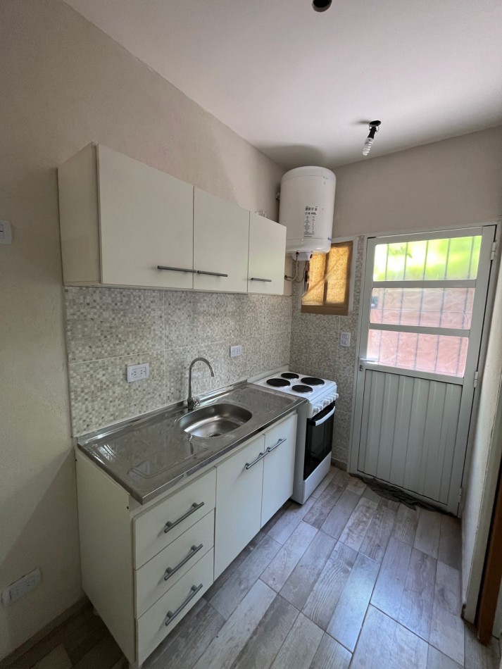 DUPLEX A ESTRENAR 3 AMB C/PATIO + PARRILLA + ESPACIO P/AUTO. ENTREGA INMEDIATA.
