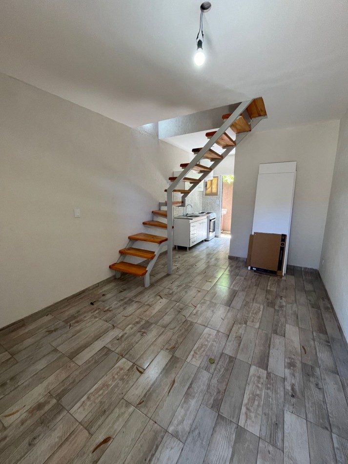 DUPLEX A ESTRENAR 3 AMB C/PATIO + PARRILLA + ESPACIO P/AUTO. ENTREGA INMEDIATA.