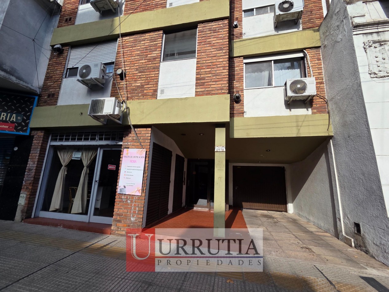 ALQUILER DPTO. CON PATIO EN FLORIDA M