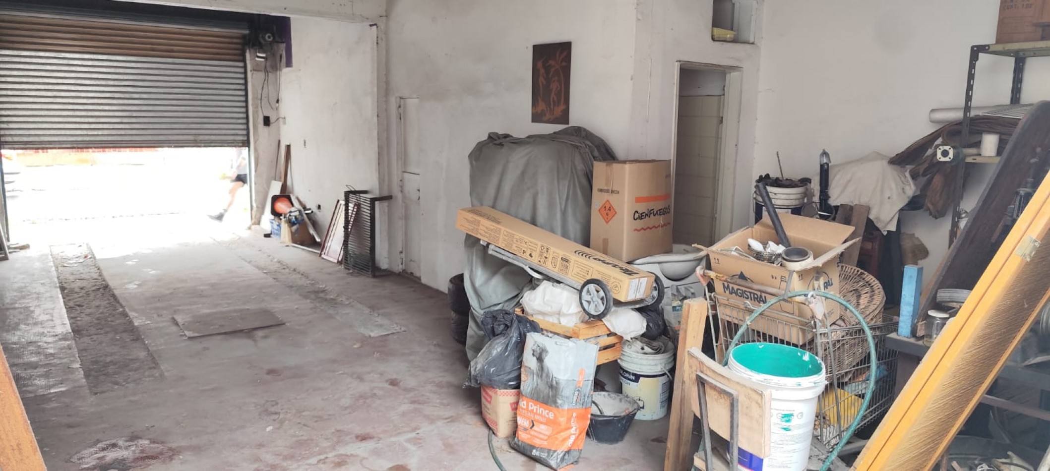 CONSULTORIO/OFICINA/PH PB AL FRENTE 2 AMB CON 2 PATIOS + DEPOSITO/COCHERAS.