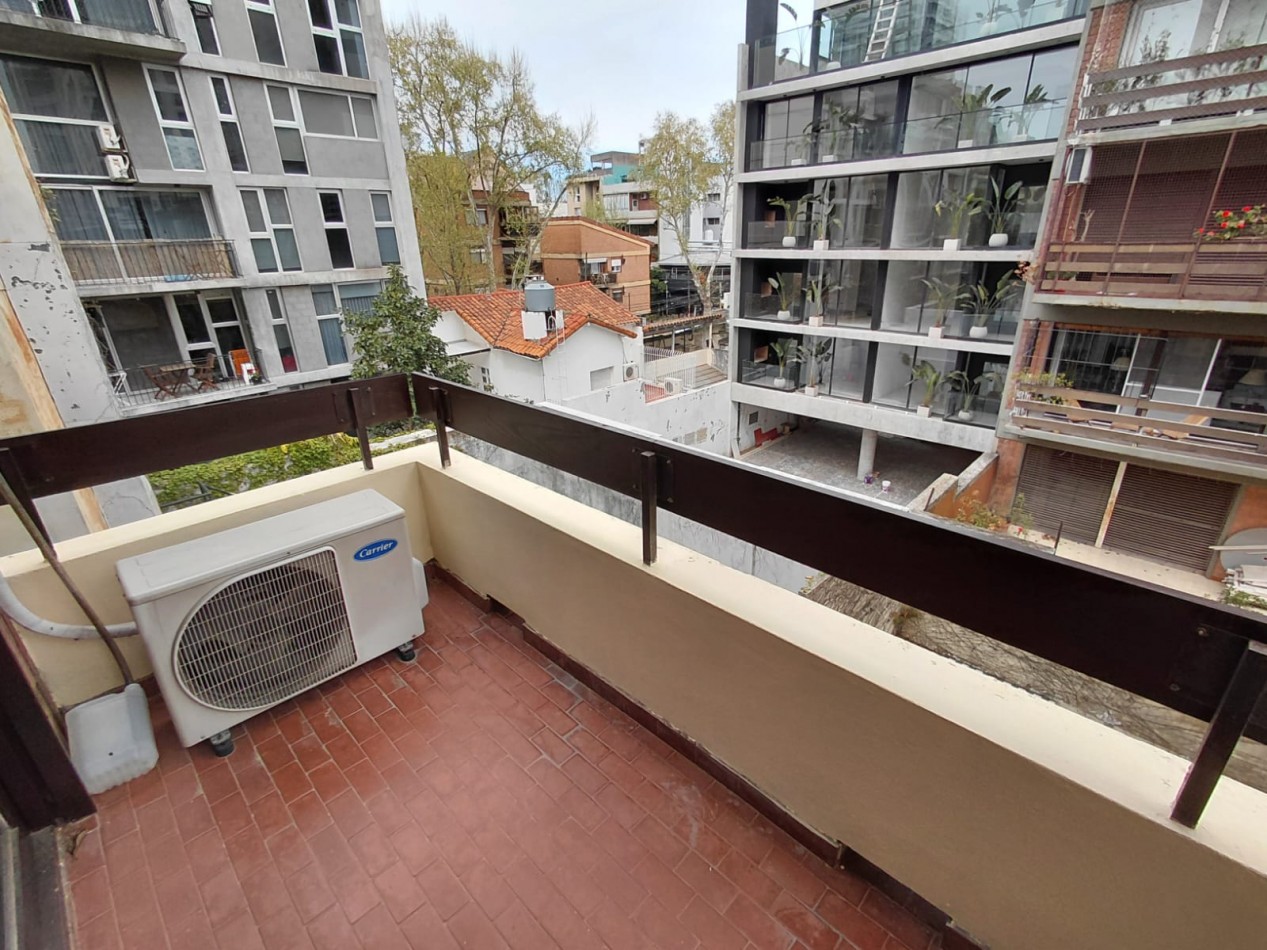 DEPARTAMENTO EN ALQUILER CONTRAFRENTE CON COCHERA Y BALCON