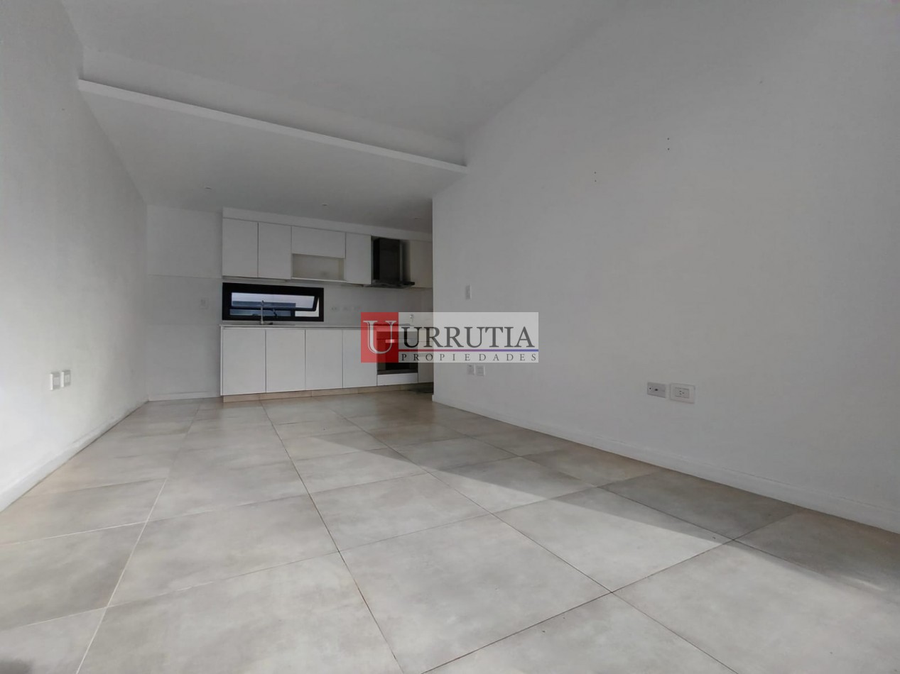 SEMIPISO EN VENTA EN FLORIDA