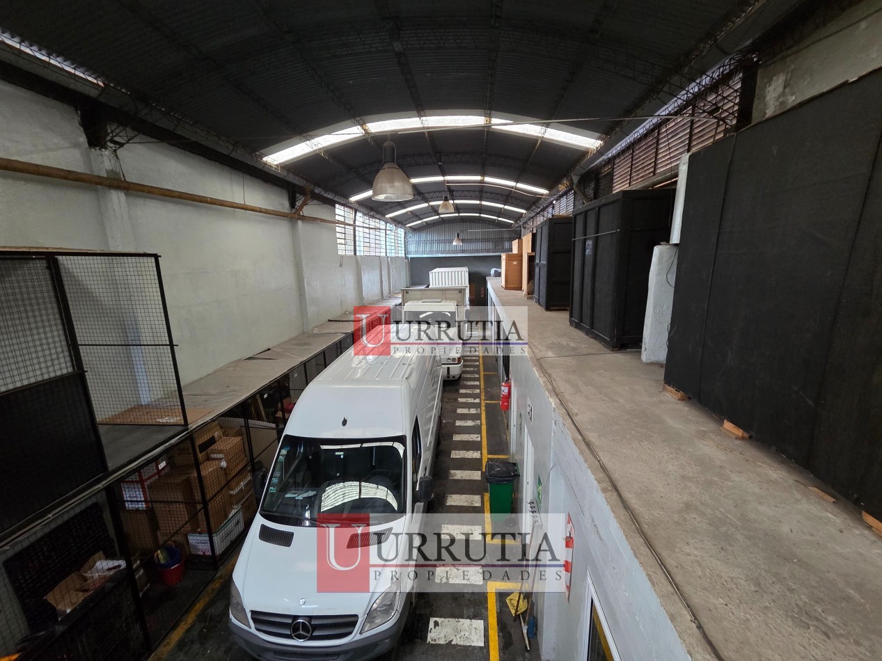 ALQUILER DE GALPON 8,66 X 34,64 EN MUNRO