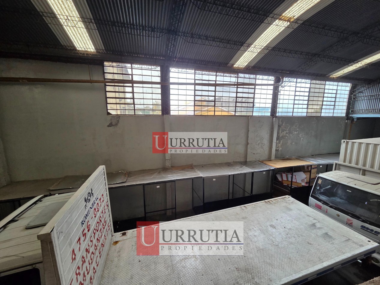 ALQUILER DE GALPON/DEPOSITO 8,66 X 34,64 EN MUNRO