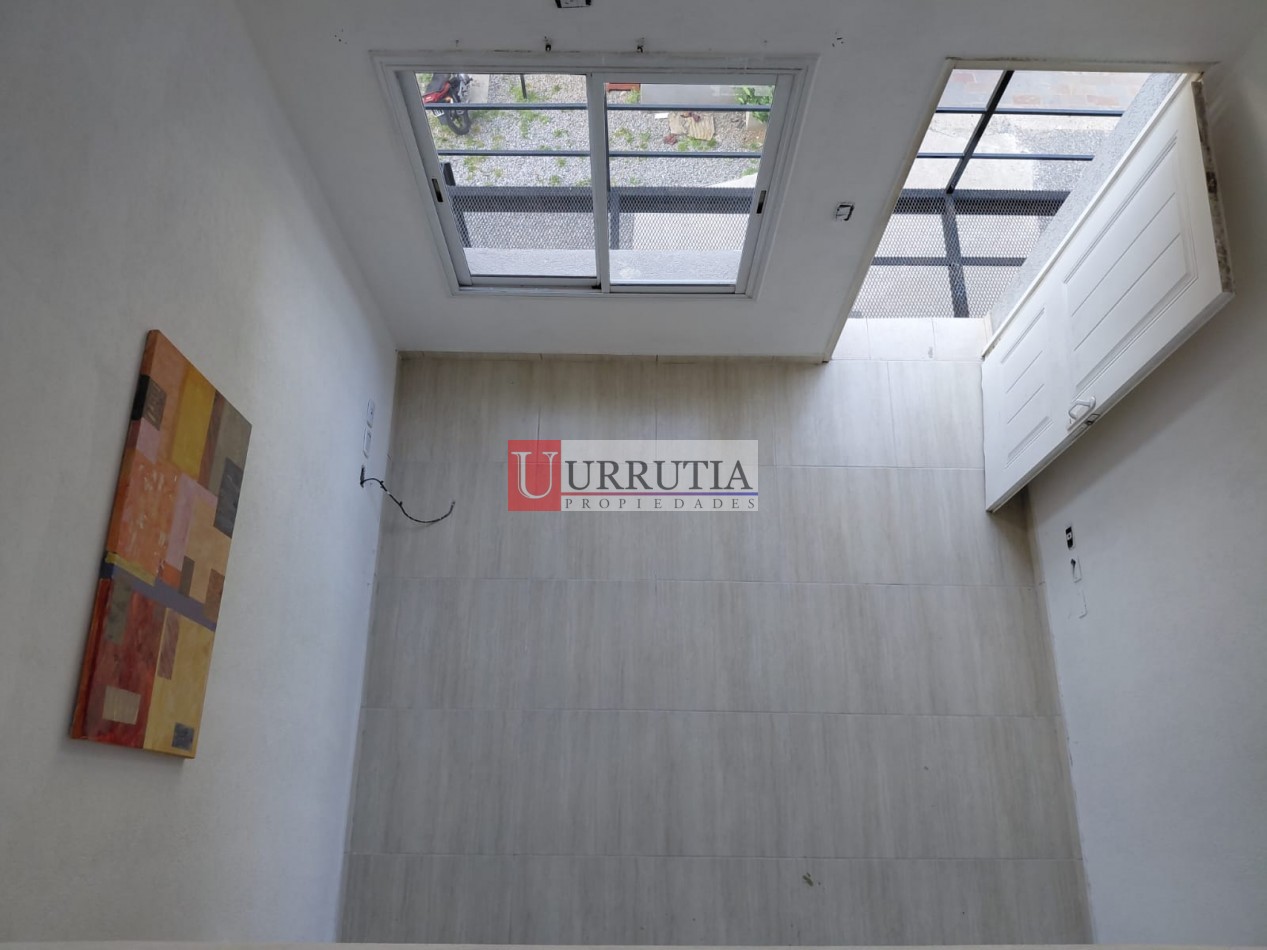 Departamento tipo loft 2 ambientes al contrafrente. APTO PROFESIONAL.