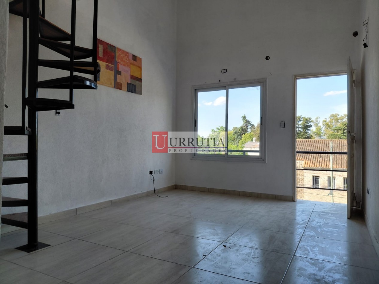 Departamento tipo loft 2 ambientes al contrafrente. APTO PROFESIONAL.