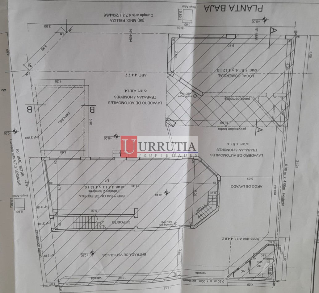 VENTA EN BLOCK. 2 locales comerciales + depto/oficina 3 amb.