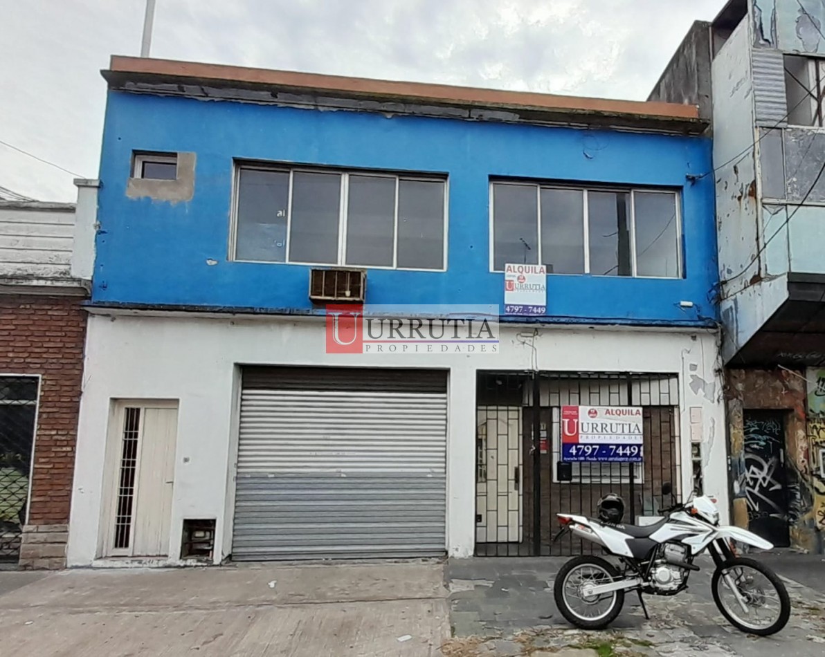 OFICINA 2 AMB C/2 PATIOS + DEPOSITO/COCHERAS.