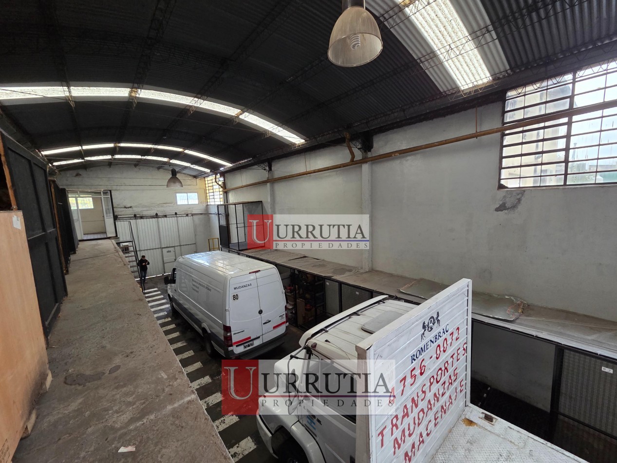 ALQUILER DE GALPON 8,66 X 34,64 EN MUNRO