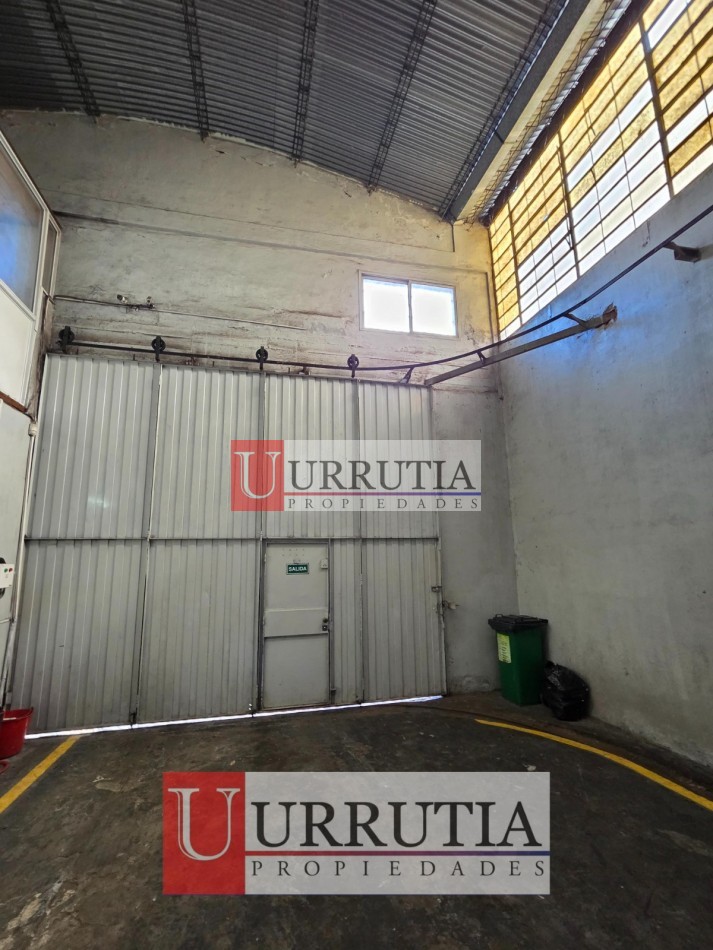 ALQUILER DE GALPON/DEPOSITO 8,66 X 34,64 EN MUNRO