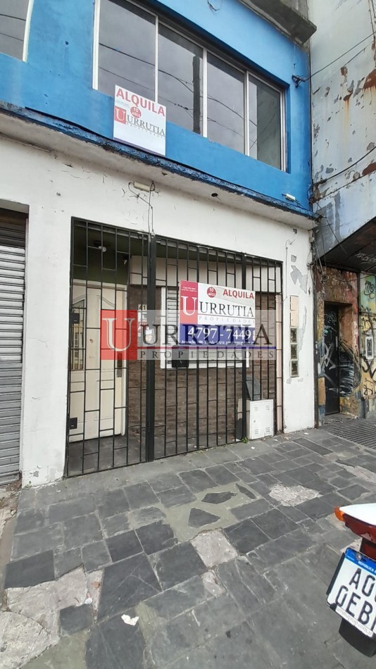 OFICINA 2 AMB C/2 PATIOS + DEPOSITO/COCHERAS.