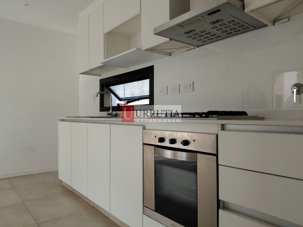 SEMIPISO EN VENTA EN FLORIDA