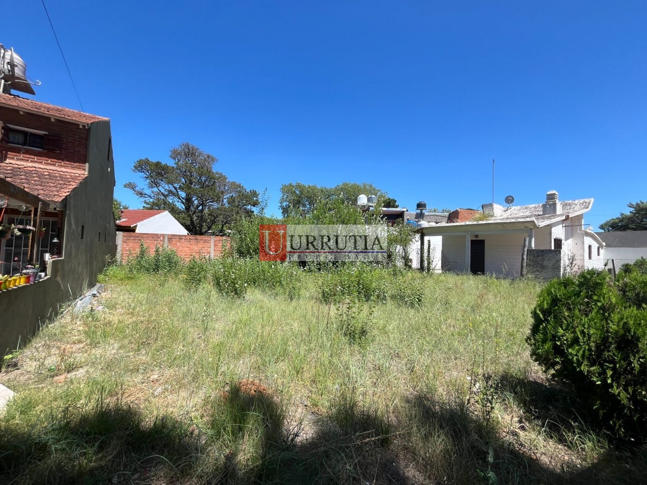 Terreno en Venta. Excelente ubicacion. Planos aprobados para 6 unidades.