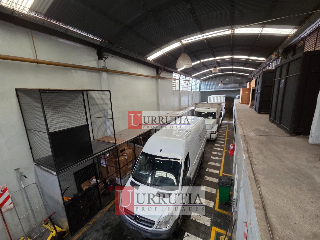 ALQUILER DE GALPON 8,66 X 34,64 EN MUNRO