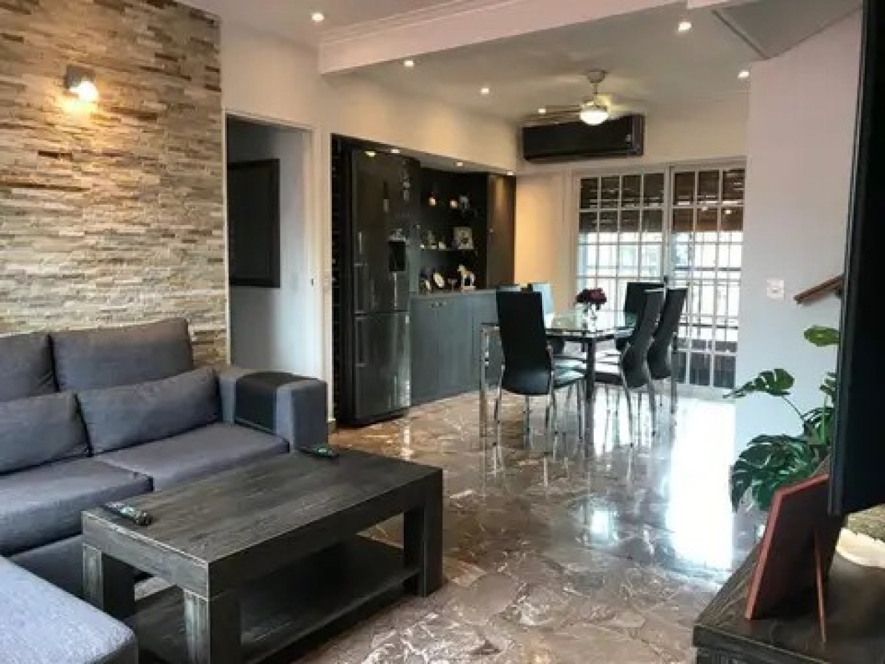 PH 3 Ambientes + Local en Planta Baja o Cochera Doble + Quincho y Parrilla
