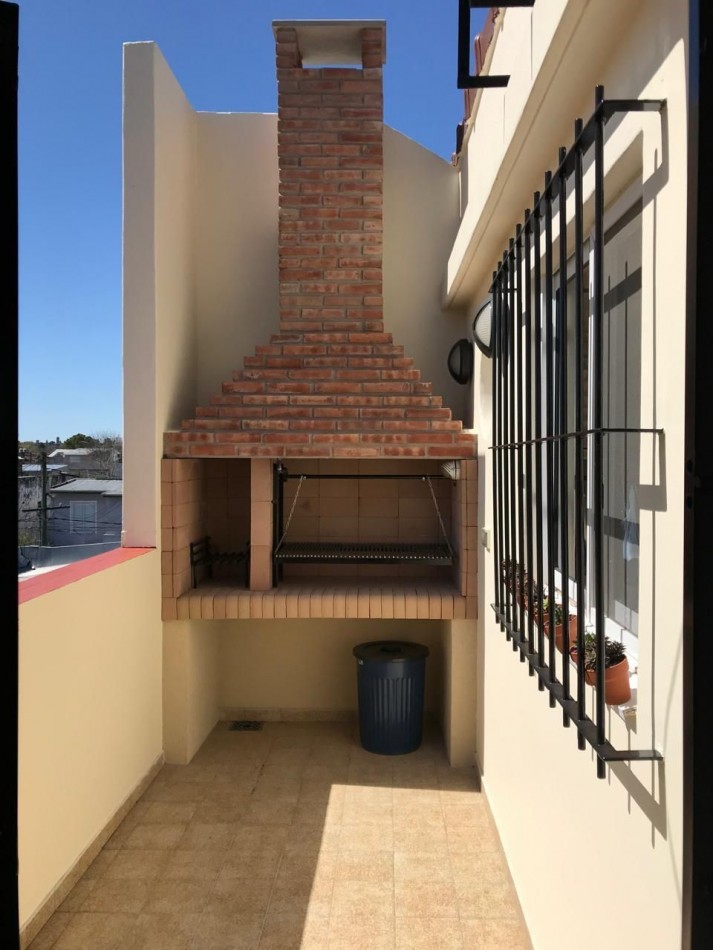 PH 3 Ambientes + Local en Planta Baja o Cochera Doble + Quincho y Parrilla