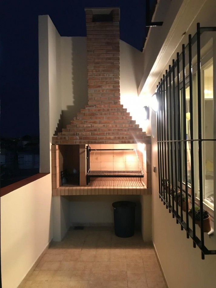 PH 3 Ambientes + Local en Planta Baja o Cochera Doble + Quincho y Parrilla