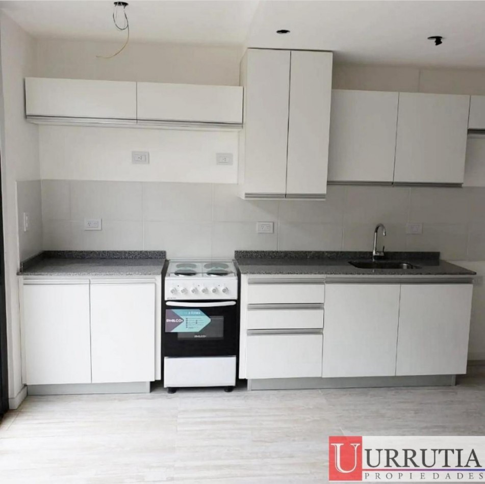 DEPARTAMENTO DE 2 AMB AL FRENTE C/BALCON Y PARRILLA. IDEAL INVERSOR