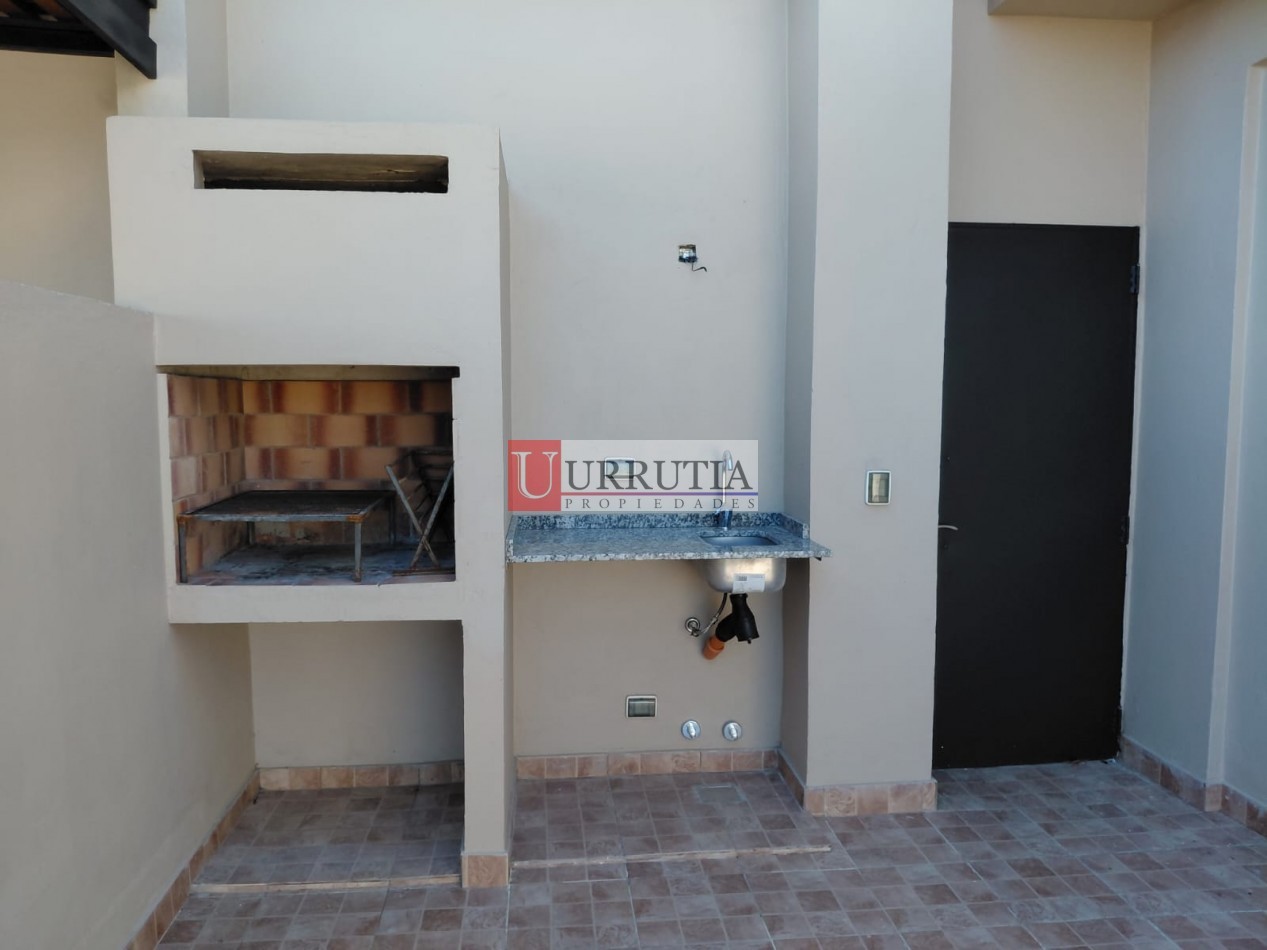 DEPTO 1 AMB CON BALCON Y TERRAZA PROPIA