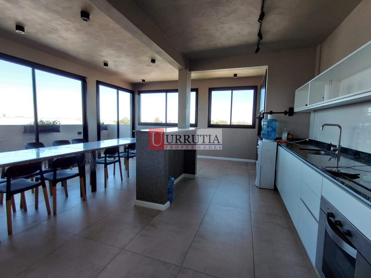 DEPTO 1 AMB CON BALCON Y TERRAZA PROPIA