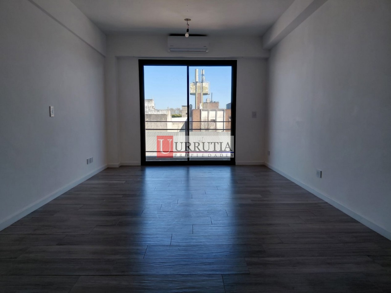 DEPTO 1 AMB CON BALCON Y TERRAZA PROPIA