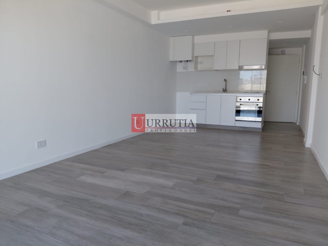 DEPTO 1 AMB CON BALCON Y TERRAZA PROPIA