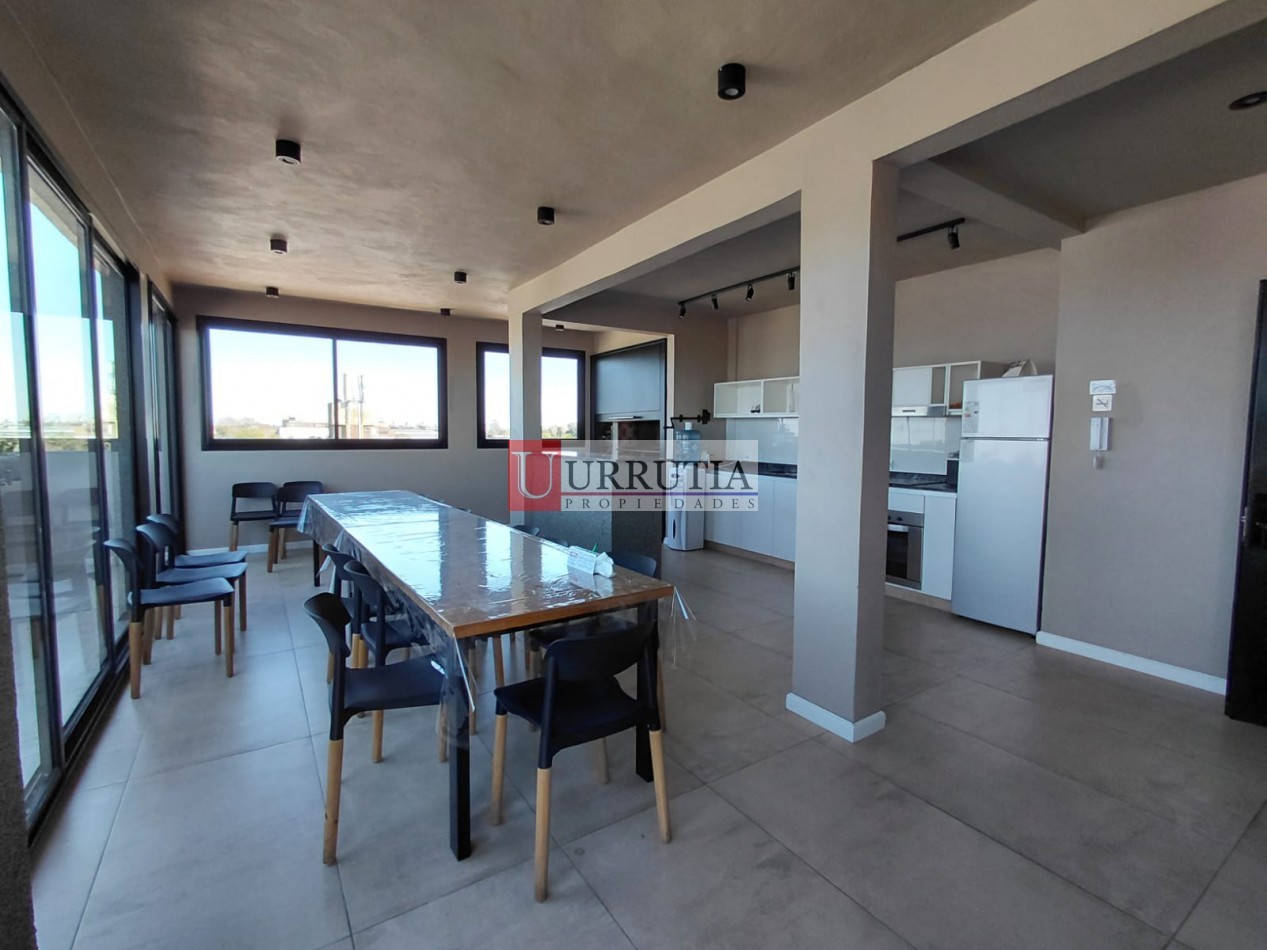 DEPTO 1 AMB CON BALCON Y TERRAZA PROPIA