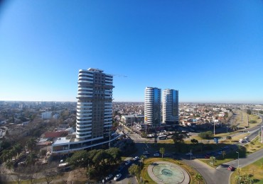 DEPTO 2 AMB AL FRENTE CON BALCON, PISO ALTO. VISTA ABIERTA.