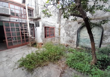PH AL FONDO 3/4 AMBIENTES CON JARDIN. A REFACCIONAR.