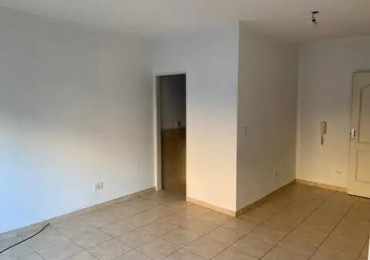 DEPARTAMENTO/PH MONOAMBIENTE C/BALCON. OPORTUNIDAD.