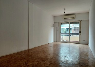 DEPARTAMENTO EN ALQUILER CONTRAFRENTE CON COCHERA Y BALCON